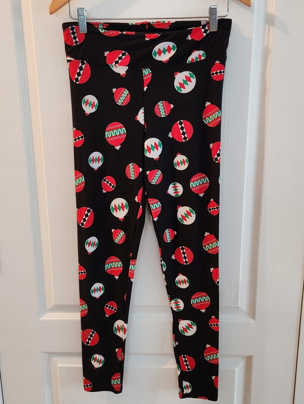Planet Gold Juniors Leggings Pajama Pants Large Christmas Ornaments